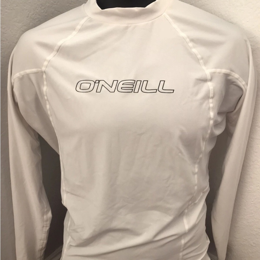 O'neill White Basic Long Sleeve Crew Surf Rash Guard- 50+ UVP. Sz M. Rn77131
